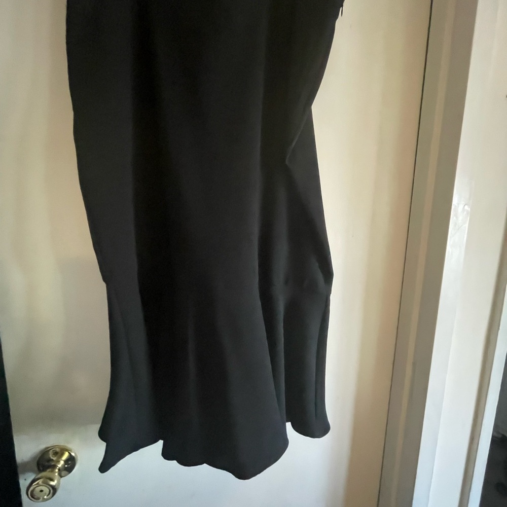 Elegant Black Midi Skirt